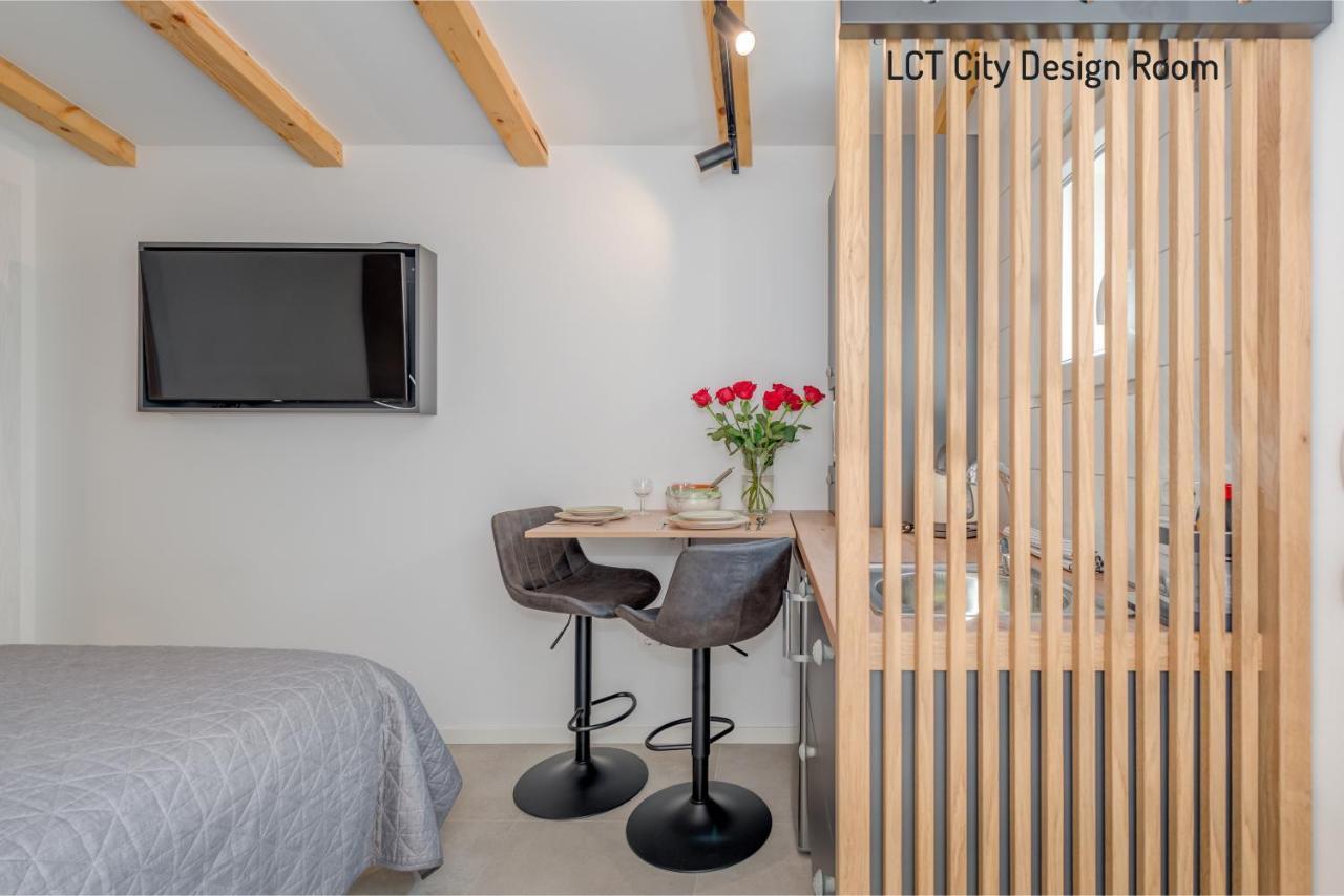 Lct City Design Apartment Split Exterior foto